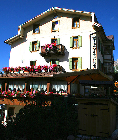 Das Hotel Villa Alpina Cortina d'Ampezzo foto