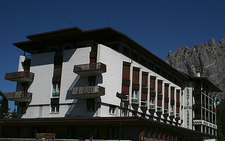 Die Fassade des Hotel Splendid Venezia Cortina foto