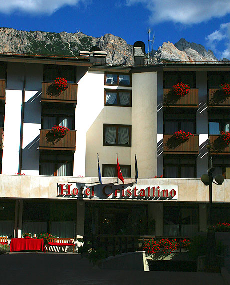 Eingang des Hotels Cristallino Cortina foto