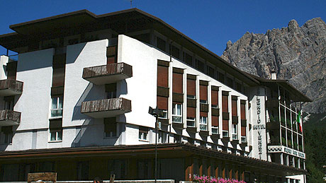 Splendid hotel Venezia Cortina Seitenansicht foto