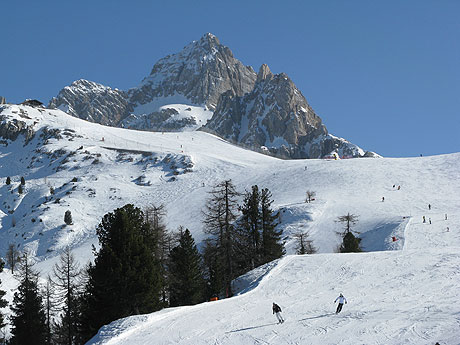 Cortina ski slopes photo