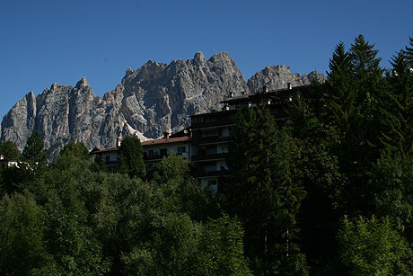 Dolomites Cortina d'Ampezzo photo