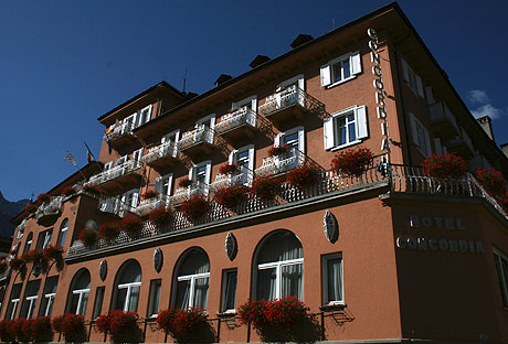 The facade of the hotel Concordia Cortina photo