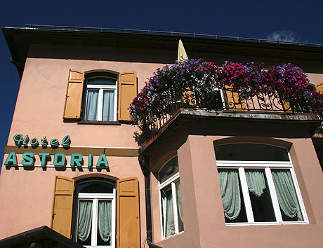 Hotel Astoria en el centro de Cortina foto