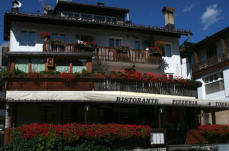 Pizzería 5 Torri en Cortina foto