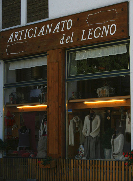 Artigianato del legno Cortina foto