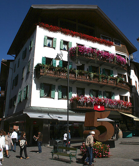 Appartementen in het centrum van Cortina foto