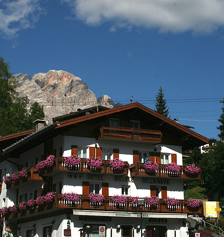 Mooi hotel in Cortina foto